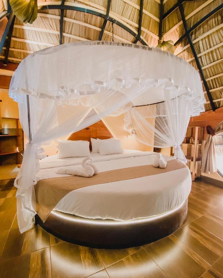 Igabara Hobbit House 호텔 탕갈레 외부 사진