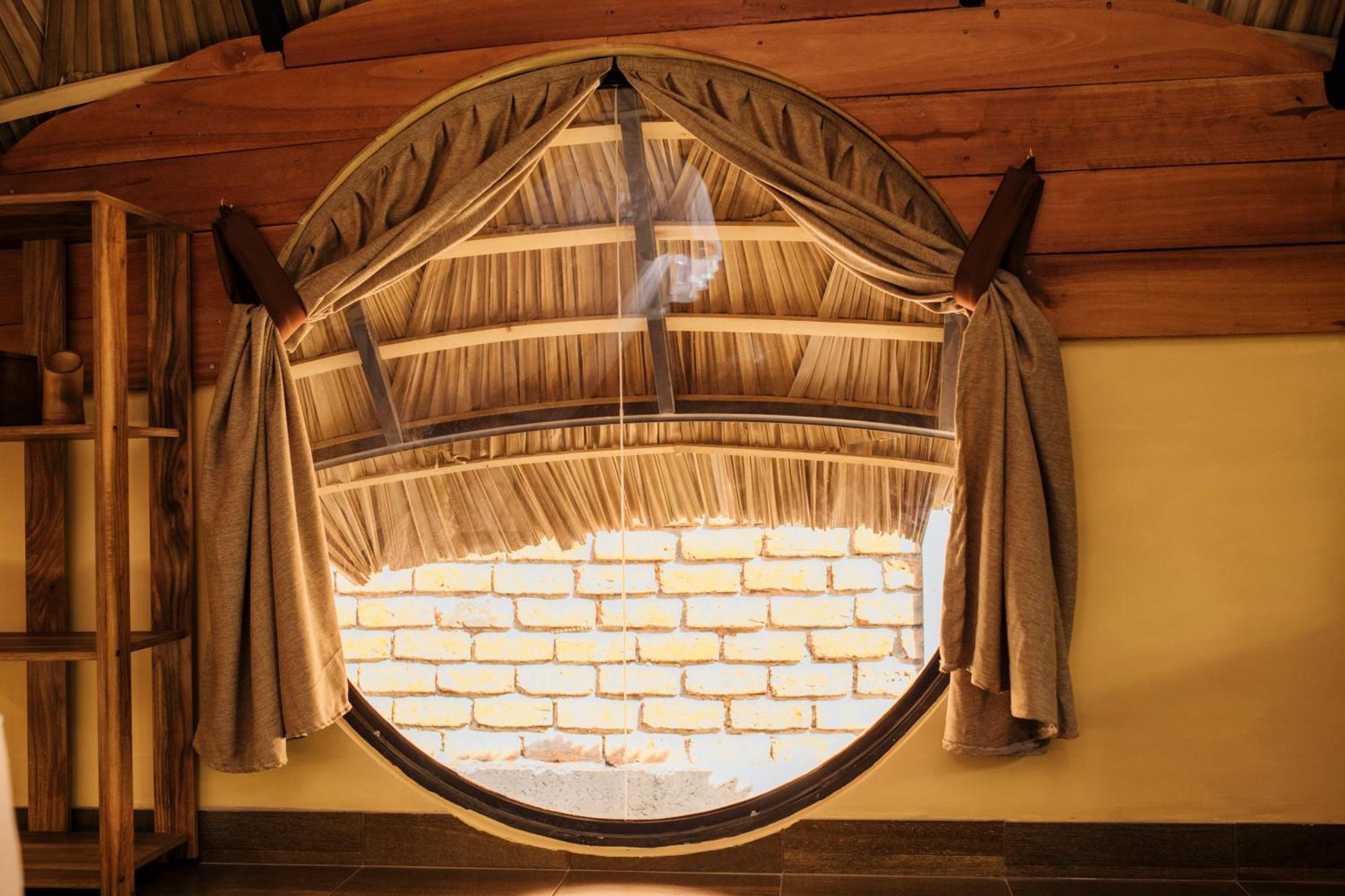 Igabara Hobbit House 호텔 탕갈레 외부 사진